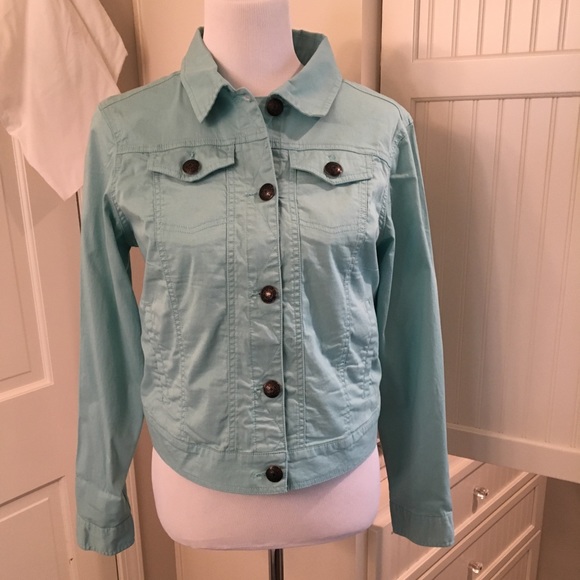 Aventura Lightweight Jacket - Picture 2 of 8